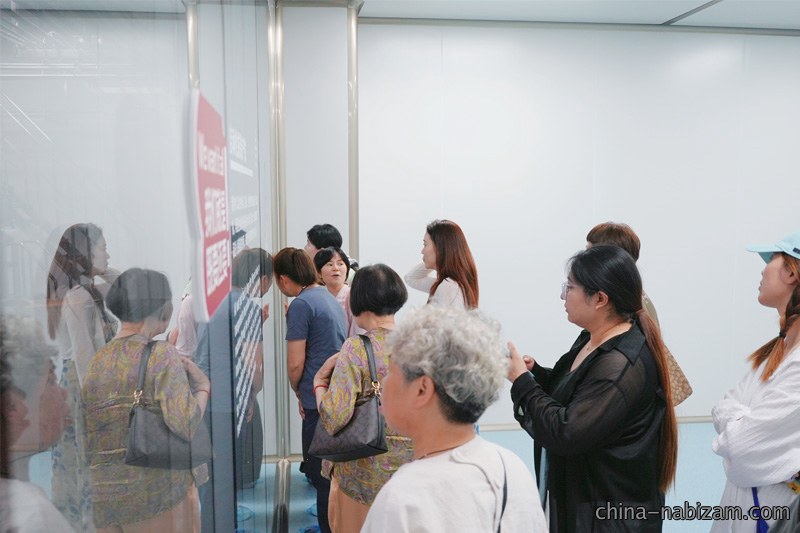 官网1.jpg
